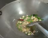 A picture of step 4 of Idli Upma.
