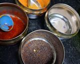 A picture of step 2 of Thin poha chevda.