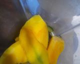 Foto langkah ke 2 dari resep Jus mangga alpukat.