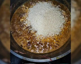 Foto del paso 7 de la receta: Tartera de arroz seco con gambas rojas