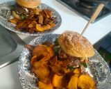 Foto del paso 6 de la receta: Hamburguesa con Sobrasada Picante Mallorquina, huevos de codorniz y un toque Griego con queso Feta
