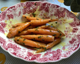 Foto del paso 3 de la receta: Zanahorias bebé glaseadas con miel y mostaza