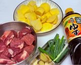 柚香馬鈴薯燉肉的食譜步驟1照片