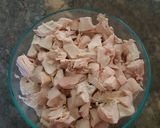 Foto del paso 1 de la receta: Pollo en salsa de tomatillo