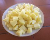 Foto del paso 6 de la receta: Caldo con mollejas de pollo y patata