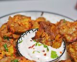 Foto langkah ke 4 dari resep Garlic Butter Smashed Baby Potatoes Yogurt Sauce.