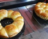 Foto langkah ke 7 dari resep Roti Sobek.