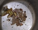 A picture of step 2 of Kashmiri pulao.