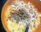 A picture of step 3 of Chicken Potato Sandwich.