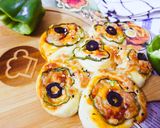 A picture of step 6 of Flower Pizza.
