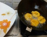 A picture of step 1 of Medu Vada.