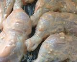 Foto del paso 2 de la receta: Piernas de pollo al barbecue!