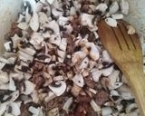 عکس مرحله 2 از دستور بورک گوشت و قارچ