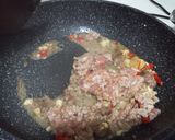 รูปขั้นตอนการทำที่ 2 ของ ผักบุ้งไทยหมูสับผัดกะปิ