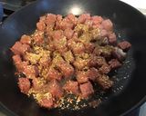Une image de l'étape 3 de Bœuf en gelée aux champignons de paris et tomate.