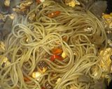 Foto langkah ke 5 dari resep Yakisoba Spaghetti.