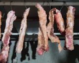 Foto del paso 4 de la receta: Tiras de Panceta Casera