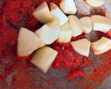 A picture of step 2 of Kashmiri style apple and tomato curry.