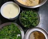 A picture of step 1 of Methi Thepla.