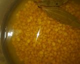 A picture of step 2 of Stuffed daal paratha.