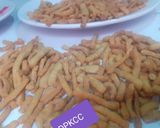 A picture of step 2 of Crispy Chinchin (by chefdpk).