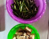 Foto langkah ke 1 dari resep Tumis Tempe Kacang Panjang.