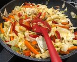 Foto del paso 5 de la receta Yakisoba 🍜 fideos fritos al estilo japonés 🇯🇵