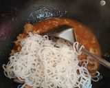 Foto langkah ke 6 dari resep Shiratake Goreng Singapore.