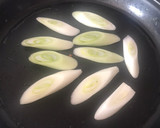 Foto del paso 5 de la receta: Arroz de Calçots al Romesco