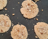 Foto del paso 4 de la receta: Galletas de harina de coco sin tacc