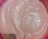 Foto langkah ke 6 dari resep Strawberry Chiffon Bliss Putih Telur (Cooked Dough).