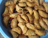 Foto langkah ke 8 dari resep Pastel Abon Renyah Gurih.