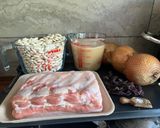 A picture of step 1 of Enne Jarraie d'Haricaots – British Crown Dependency Guernsey Bean jar.