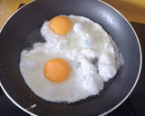 Foto del paso 3 de la receta: Patatas especiadas con huevos