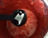 A picture of step 2 of Walnut Strawberry Sabja Smoothie.