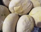 A picture of step 6 of Aloo paratha.