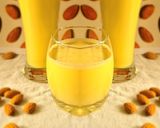 કેસર બદામ શેક (Kesar Badam Shake Recipe In Gujarati) રેસીપી સ્ટેપ4ફોટો