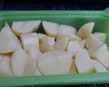 A picture of step 1 of Stir-fried potato miso butter.
