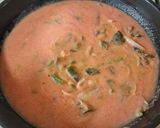 Foto del paso 3 de la receta: Pechugas con rajas y elote en caldillo de jitomate