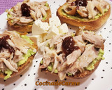Foto del paso 4 de la receta: Tostas con aguacate y pollo