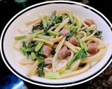 Hình bước làm 4 của món MỲ Ý XỎ XÚC XÍCH nhà làm!