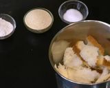 A picture of step 1 of Bread rawa dosa.