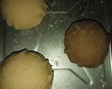 A picture of step 10 of Chocolate and Vanilla Conchas.