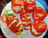 Foto del paso 1 de la receta: Dos formas diferentes de preparar tomates!! 💜