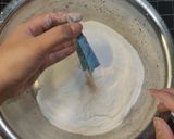 Hình bước làm 1 của món Cách làm bánh bò xốp mềm dai bằng bột pha sẵn