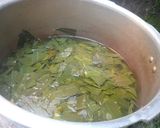 Foto langkah ke 1 dari resep Daun Singkong Rawon Sapi Pedas.