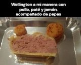 Foto del paso 10 de la receta: Wellington a mi manera con pollo, paté y jamón, acompañado de papas