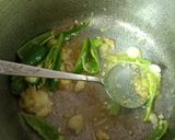 A picture of step 4 of Green chilli Chicken.