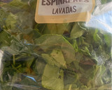 Foto del paso 1 de la receta: Espinacas rehogadas con majaillo de pan, ajo, aceite virgen oliva 🫒 y vinagre de manzana