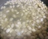 Foto del paso 2 de la receta: Porotos con riendas 🇨🇱